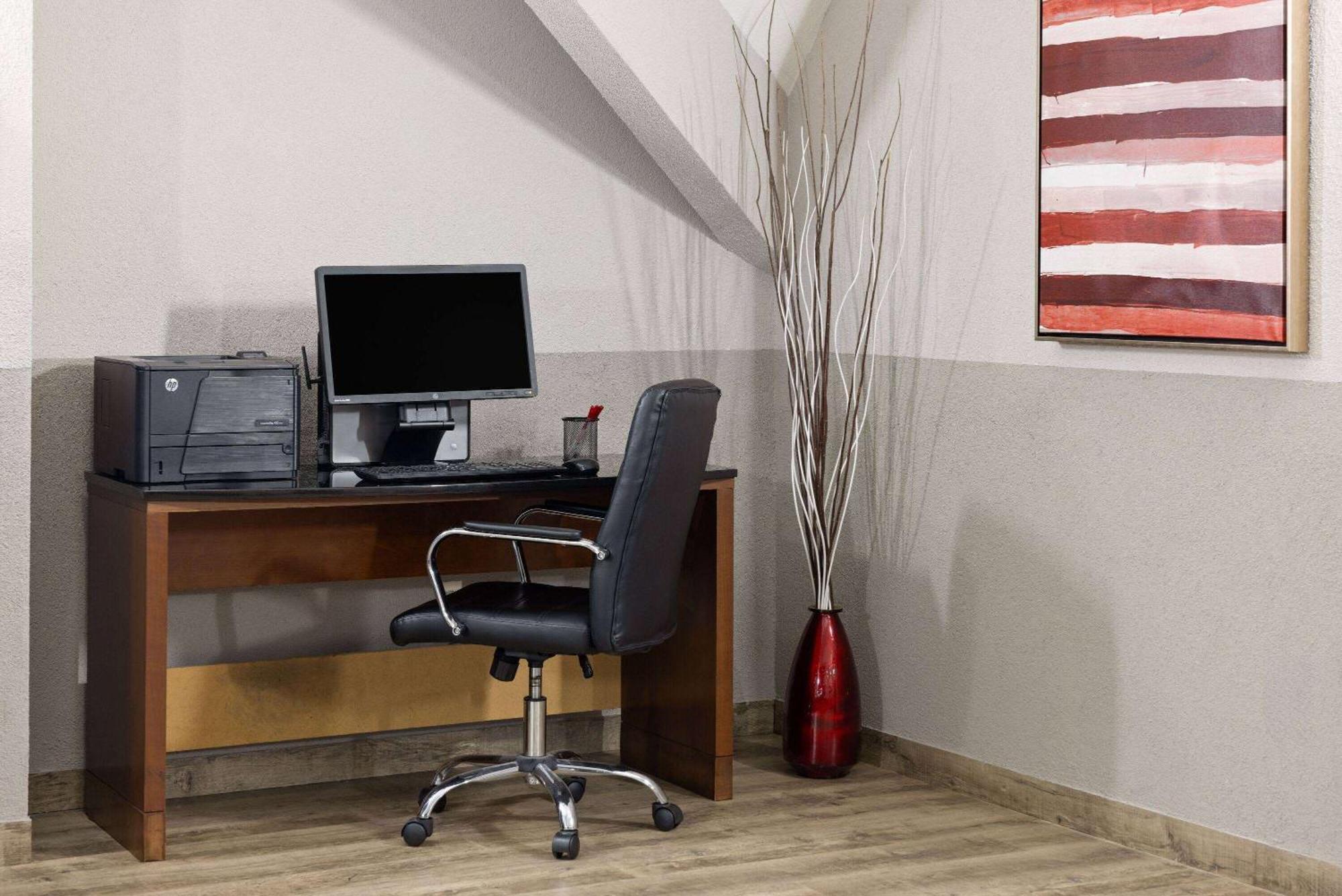 Ramada by Wyndham Parsippany Hotel Bagian luar foto