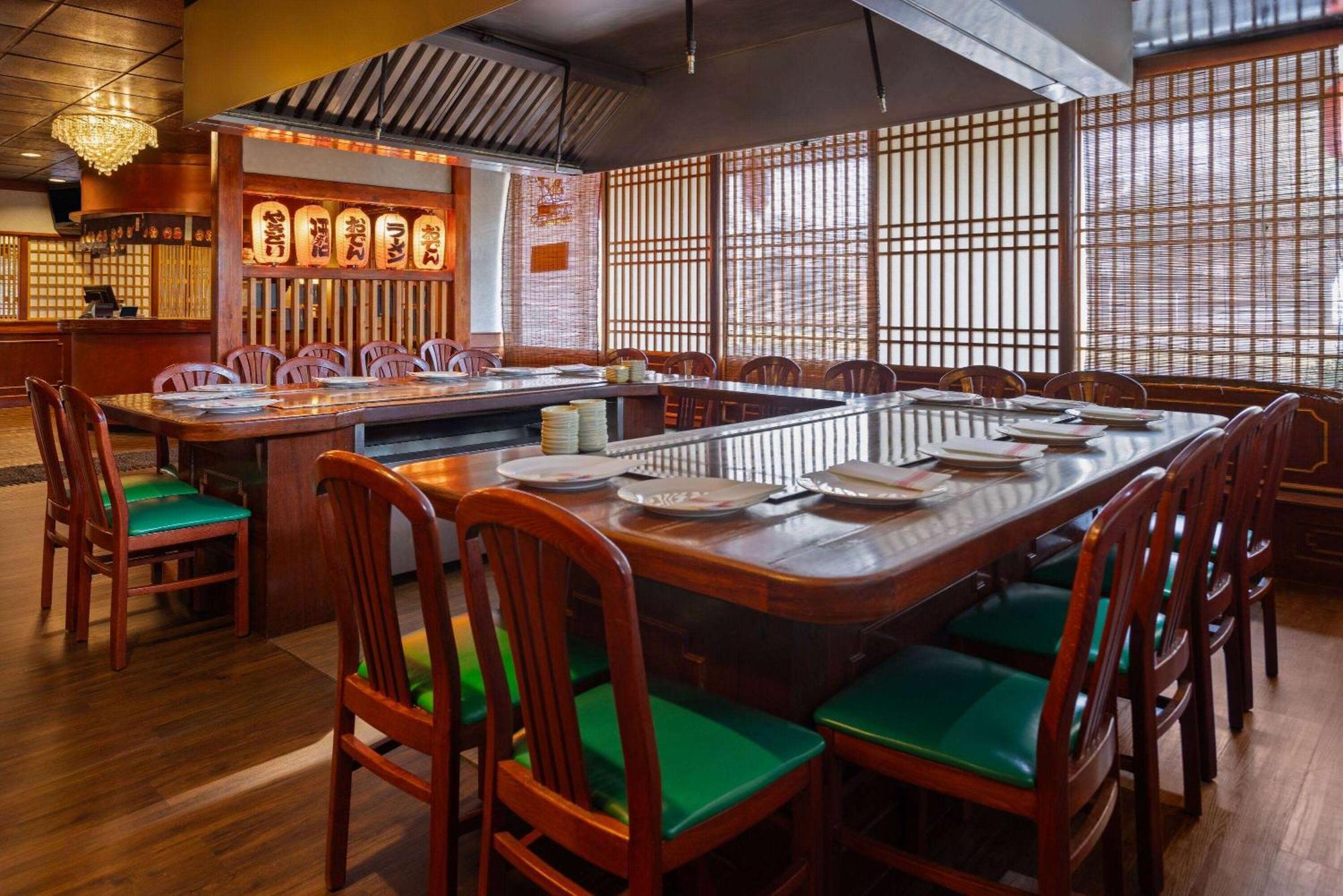 Ramada by Wyndham Parsippany Hotel Bagian luar foto